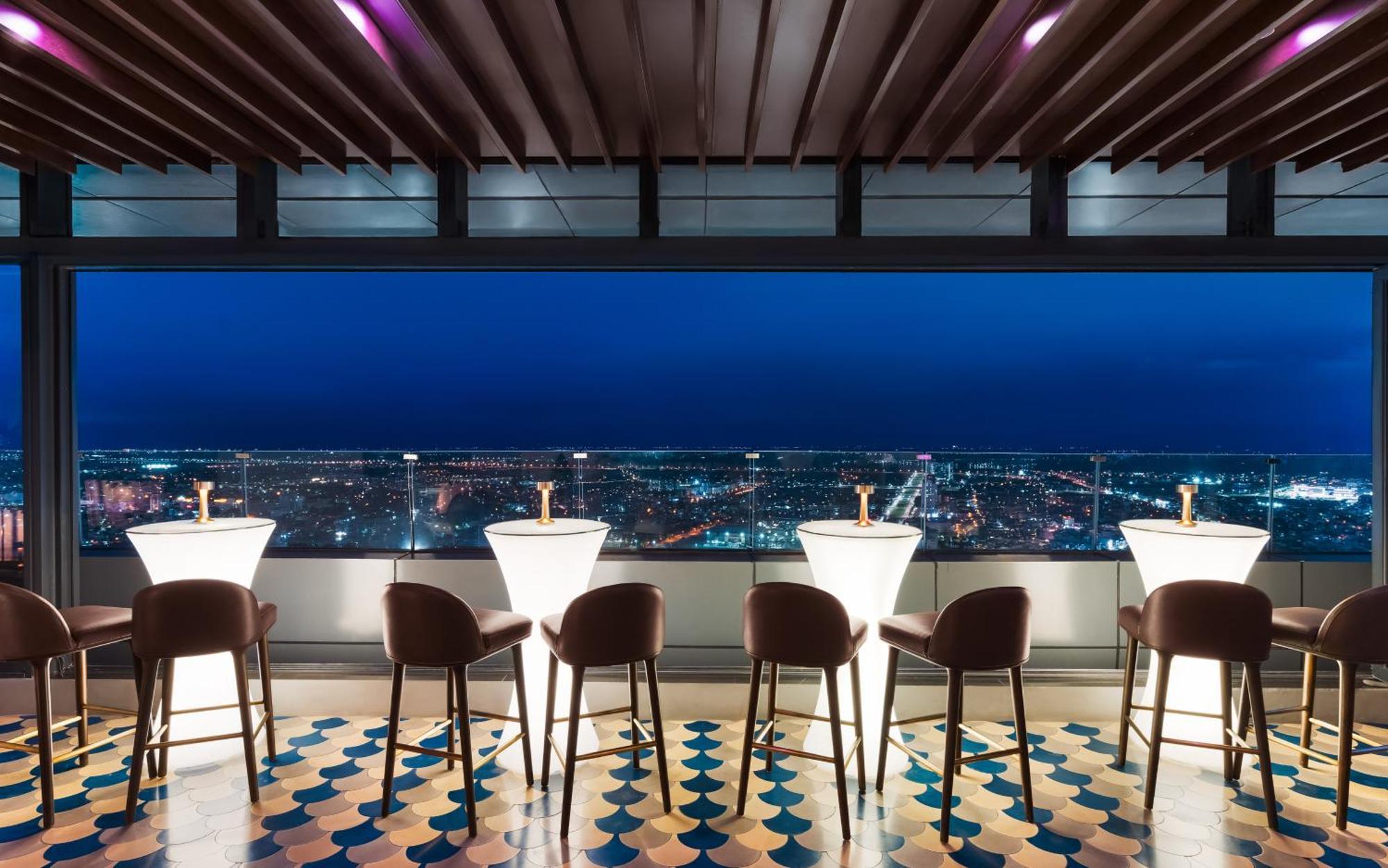 Melia Vinpearl Hue Hotel Kültér fotó Sky Bar